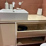 μοντέρνο στο κέντρο της λάρισας * 拉里萨