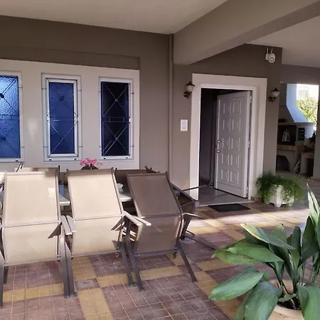 Apartment χαίρε, ξεΐνε, παρ' αμμι φιλησεαι