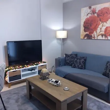 Apartment χαίρε, ξεΐνε, παρ' αμμι φιλησεαι *