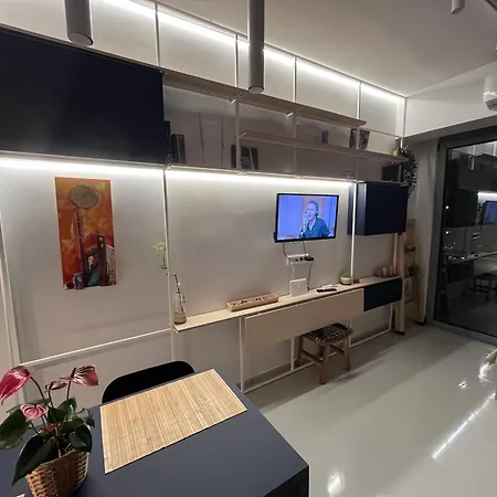 μοντέρνο στο κέντρο της λάρισας Appartement *